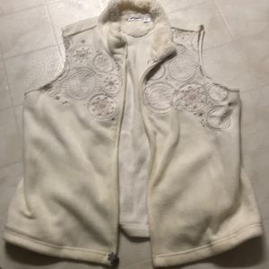Wintry vest